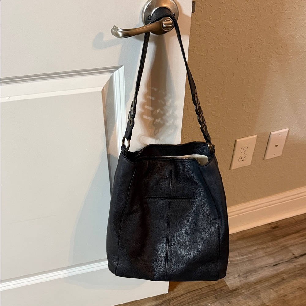 Authentic Frye Black Leather Shoulder Bag